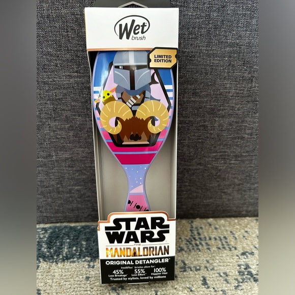 Mandalorian Star Wars Limited Edition Wet Brush Original Detangler New in Box! - Picture 1 of 2